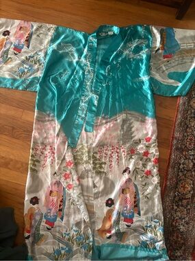 Kyoto Turquoise and Ivory Satin Kimono